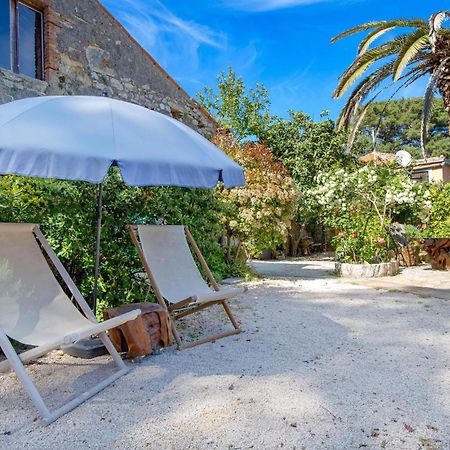 Awesome Home In Veli Lošinj Buitenkant foto