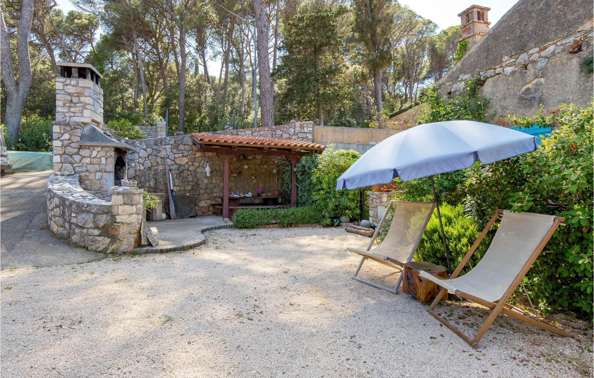 Awesome Home In Veli Lošinj Buitenkant foto