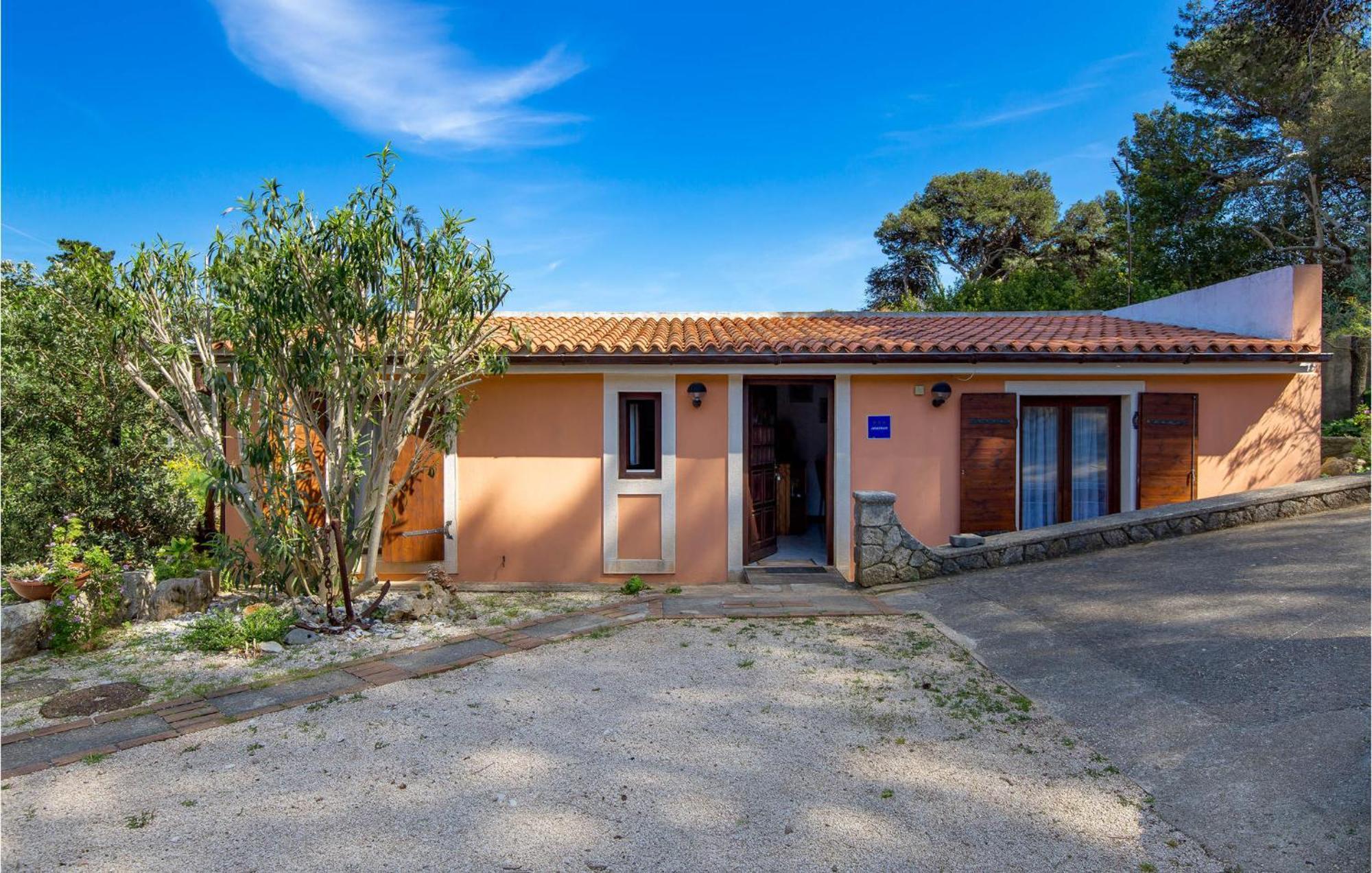 Awesome Home In Veli Lošinj Buitenkant foto