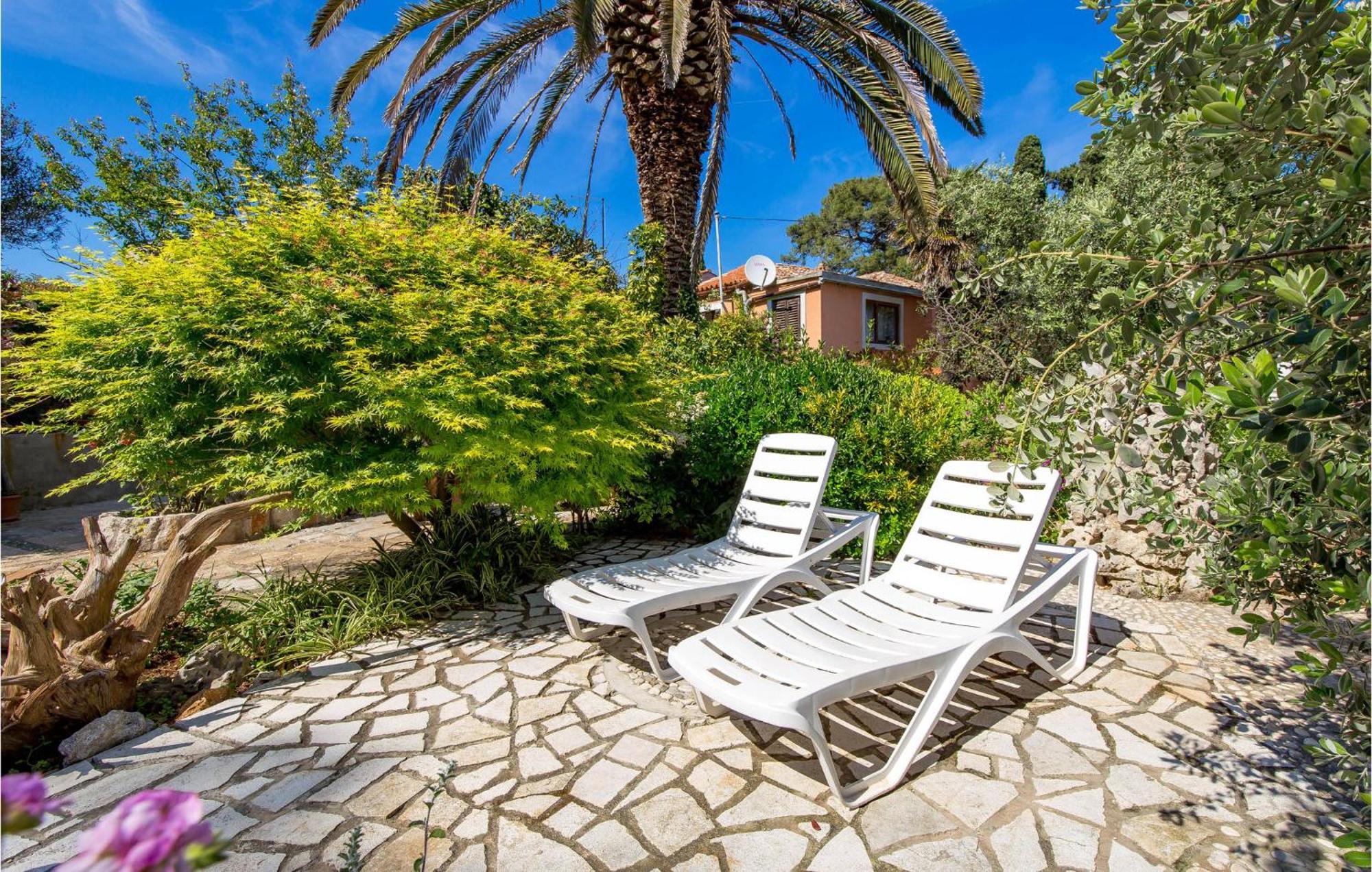 Awesome Home In Veli Lošinj Buitenkant foto